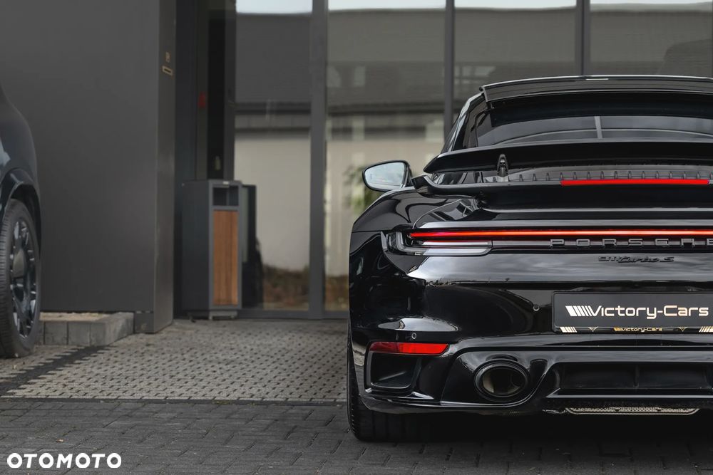 Porsche 911 Turbo S - 19