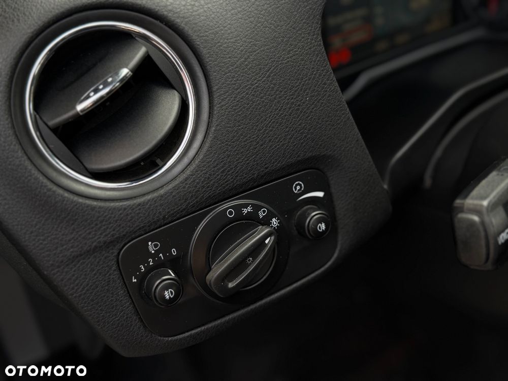 Ford Mondeo 2.0 Titanium - 16