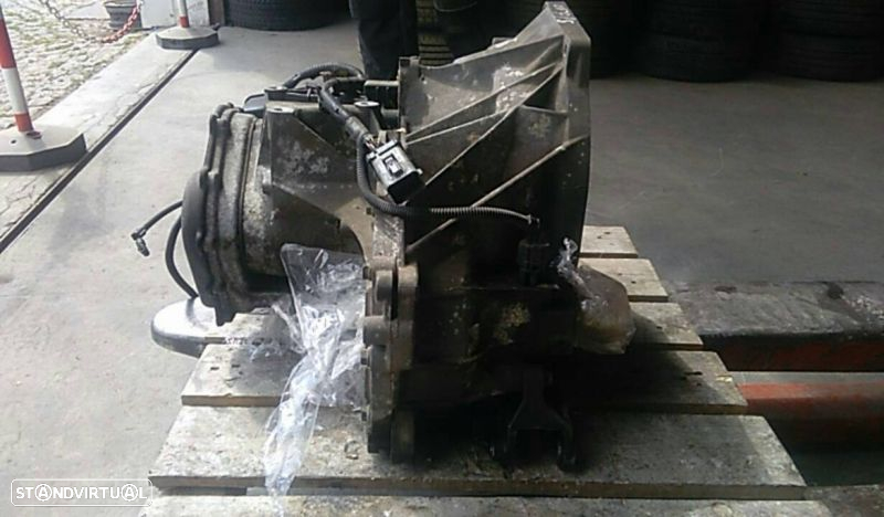 Caixa De Velocidades Ford Focus Turnier (Dnw) - 2