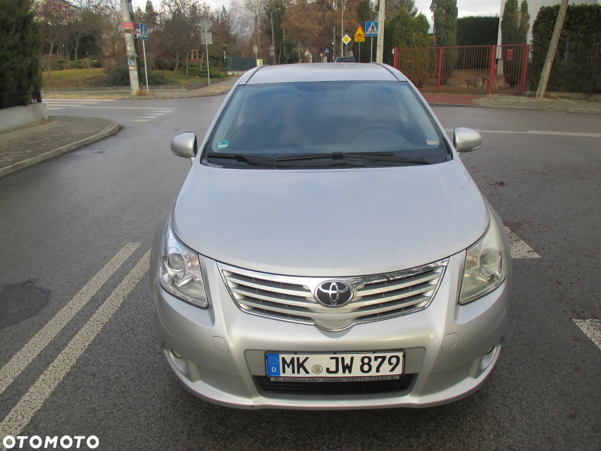 Toyota Avensis 1.6 Active - 24