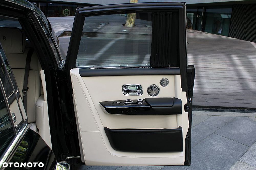 Rolls-Royce Phantom Standard - 33