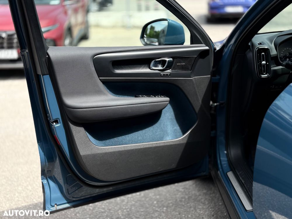 Volvo XC 40 T5 Recharge DKG Plus Bright - 23