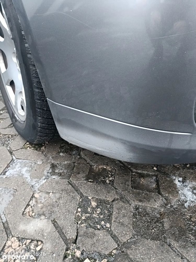 BMW Seria 5 520d - 8