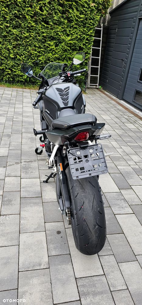 Honda CBR - 11