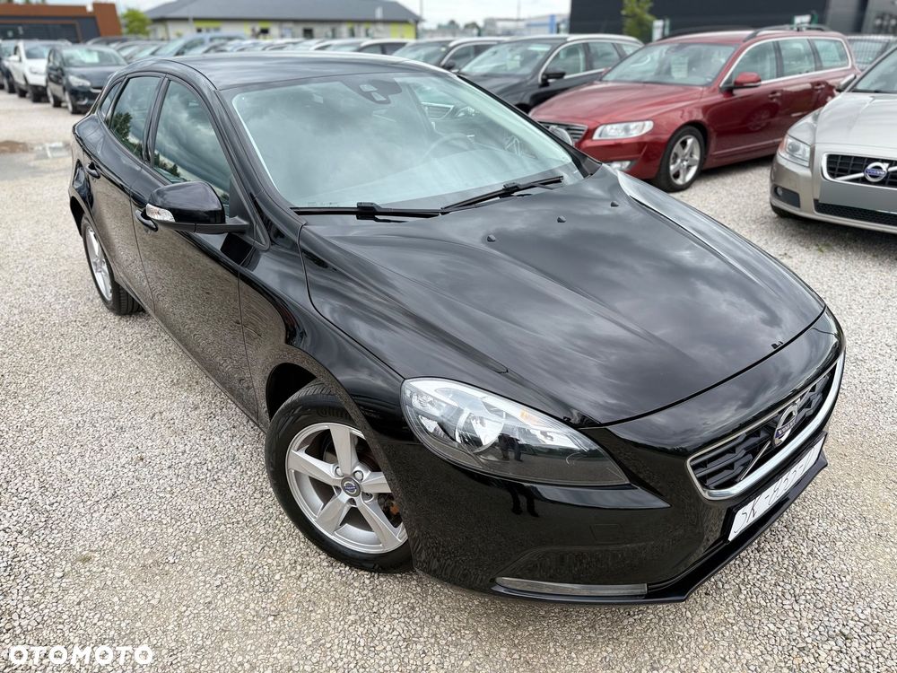 Volvo V40 - 18