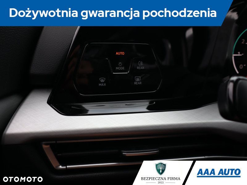 Volkswagen Golf - 20