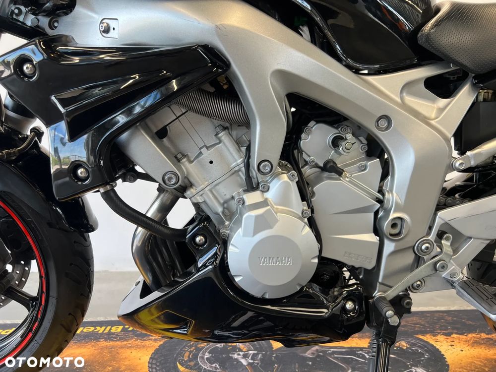 Yamaha FZ6 - 7