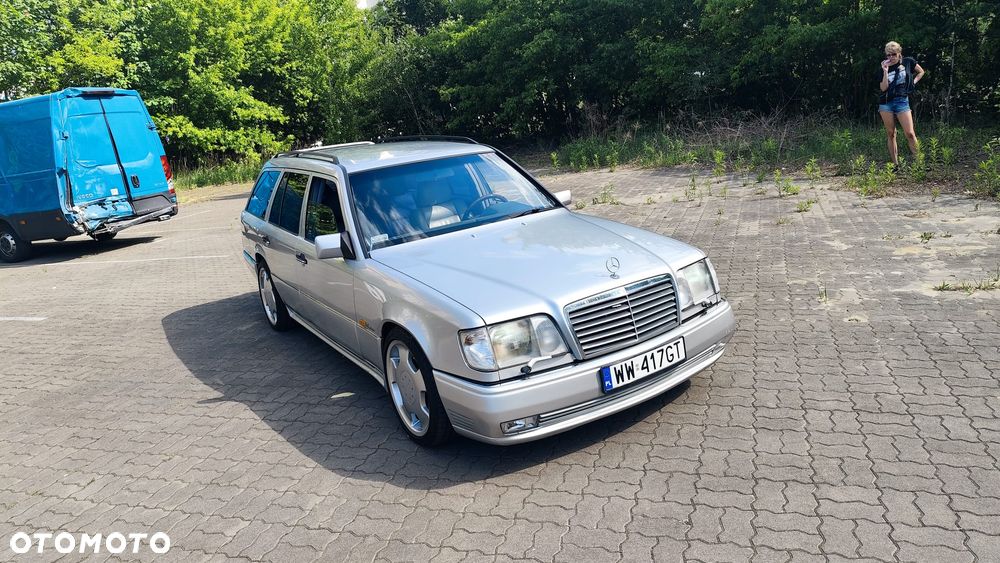 Mercedes-Benz Klasa E - 1