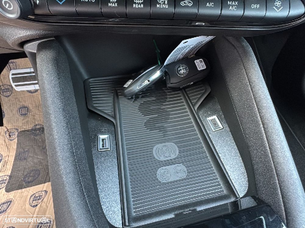 Alfa Romeo Junior 1.2 Speciale eDCT6 - 18