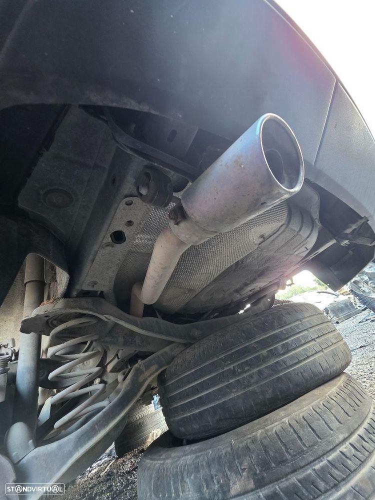 TUBO DE ESCAPE COMPLETO FORD FOCUS BERLINA CB8 - 1