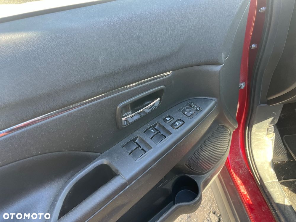 Mitsubishi ASX 1.8 DID Inform - 8