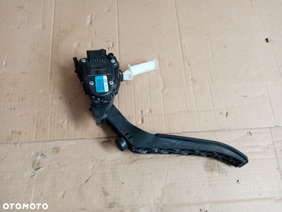 Pedał potencjometr gazu VW Touarg 7L6723507 - 2