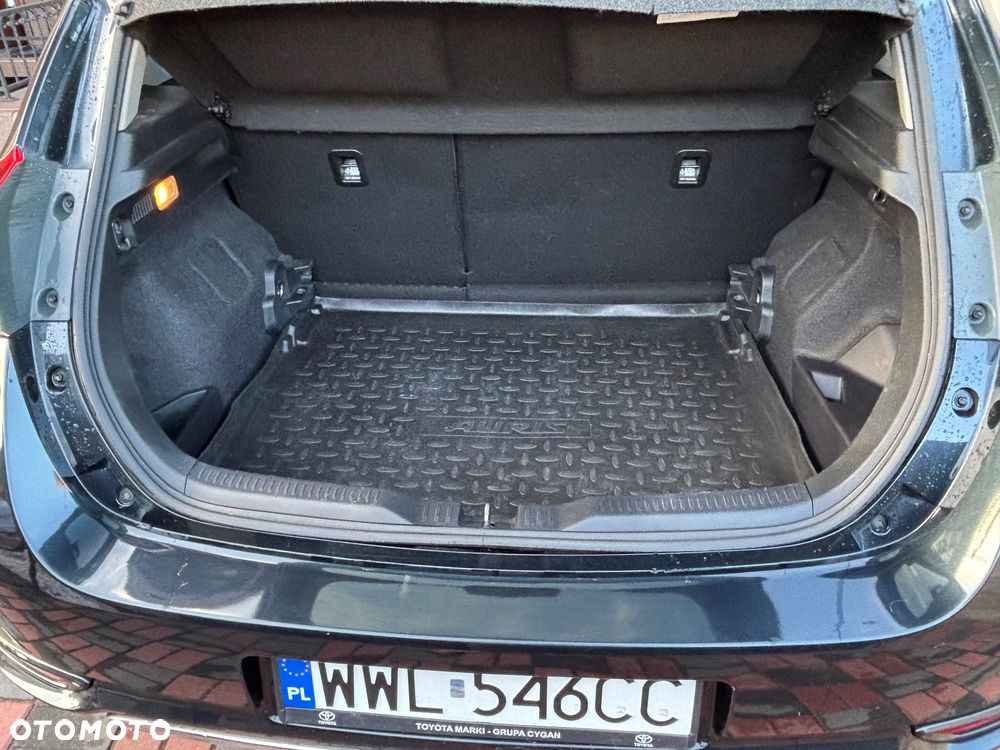 Toyota Auris - 17