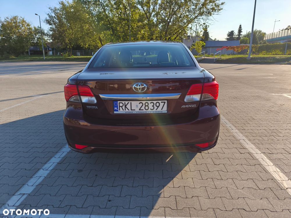 Toyota Avensis 2.0 Prestige MS - 9