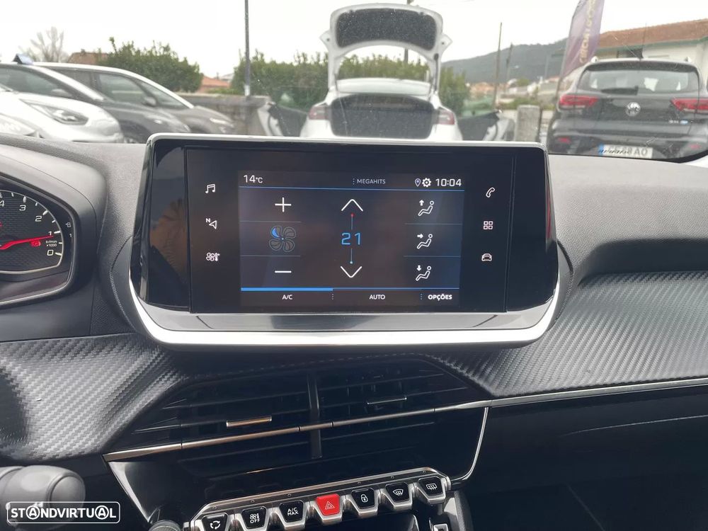 Peugeot 208 1.2 PureTech Allure - 24