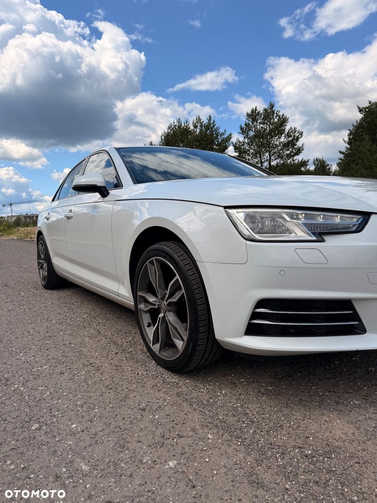 Audi A4 Limousine 2.0 TFSI ultra S tronic design - 3