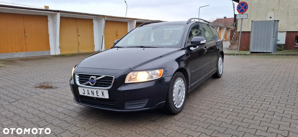 Volvo V50 DPF DRIVe Momentum - 1