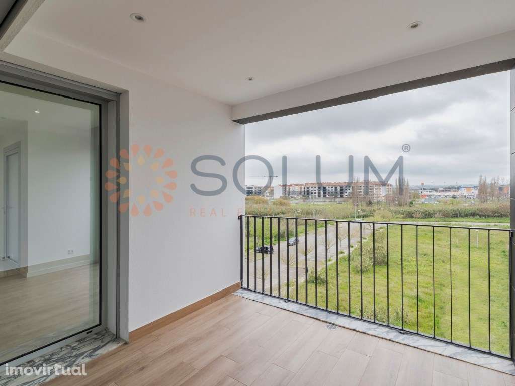 T3+1 Duplex novo com 2 terraços - Montijo - Grande imagem: 5/24