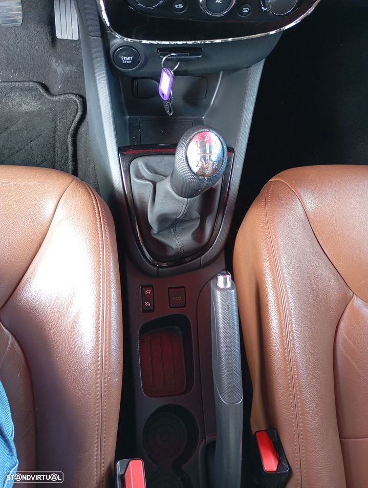 Renault Clio 1.5 dCi Confort - 9