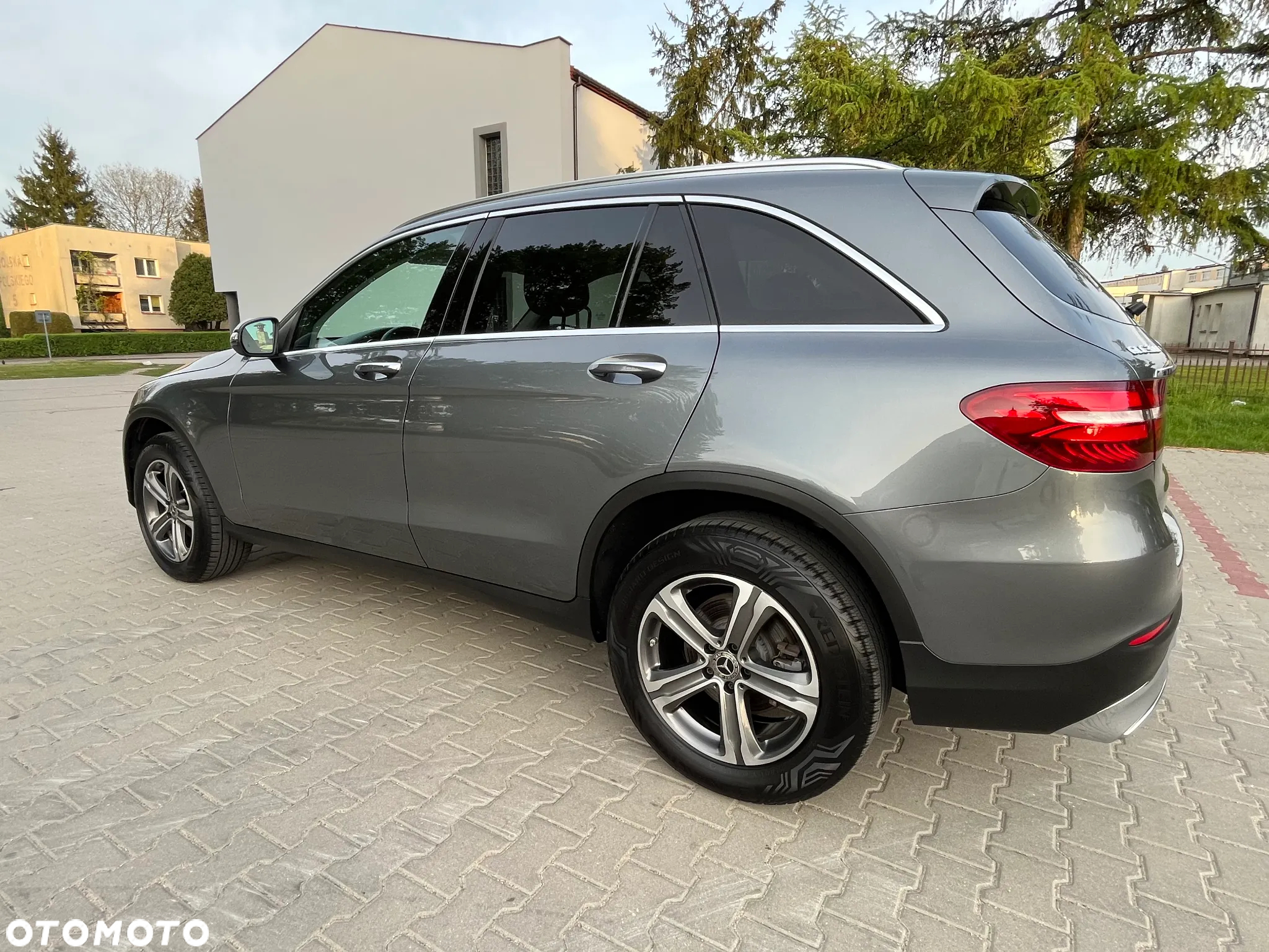 Mercedes-Benz GLC 300 4Matic 9G-TRONIC - 13