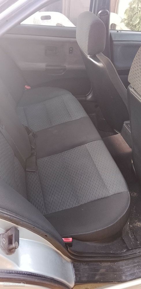 BMW 318 tds Touring - 4