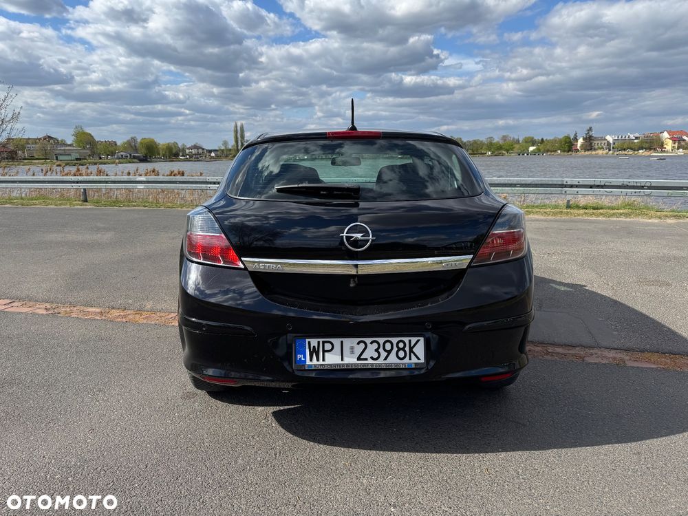 Opel Astra 1.8 Automatik Cosmo - 4