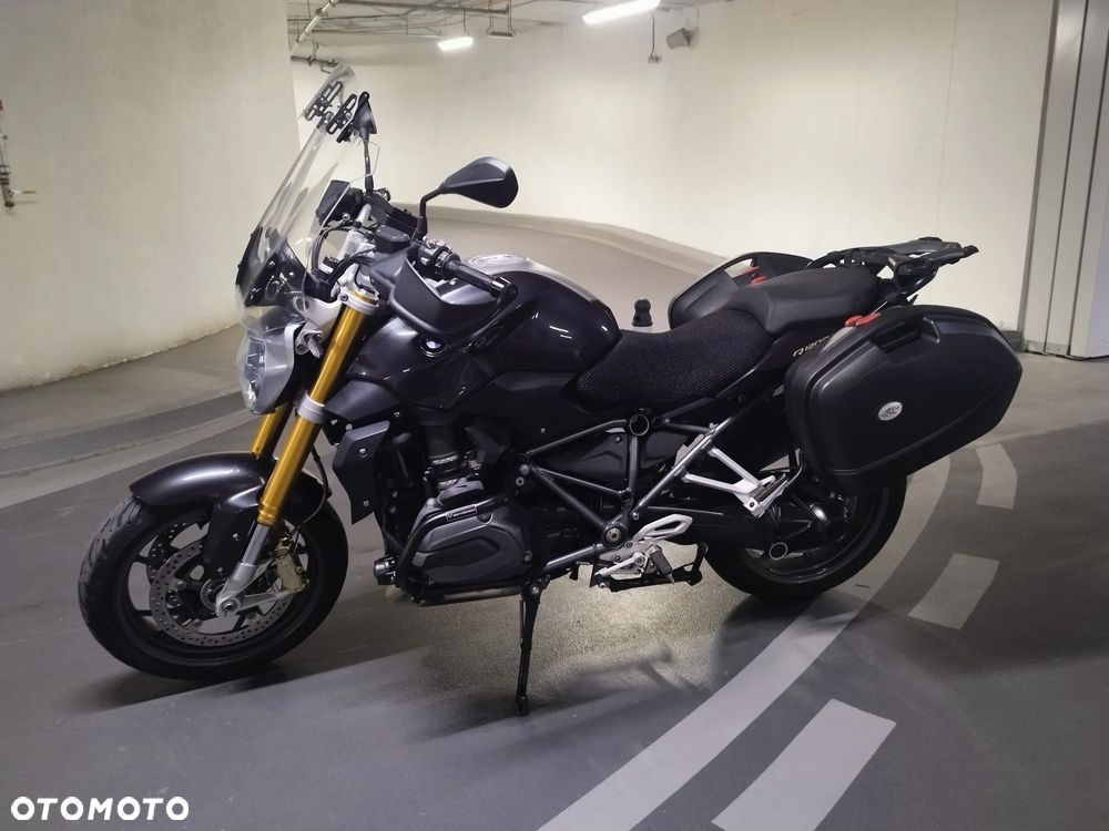 BMW R - 8