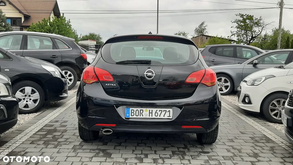Opel Astra 1.4 Turbo - 5