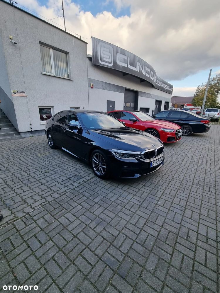 BMW Seria 5 520d M Sport - 2