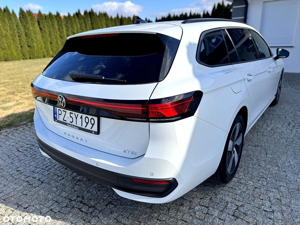 Volkswagen Passat - 9
