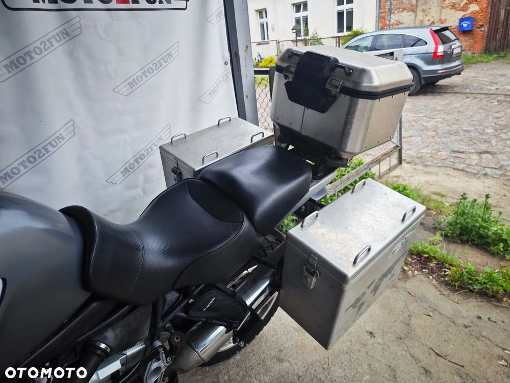 BMW R - 9