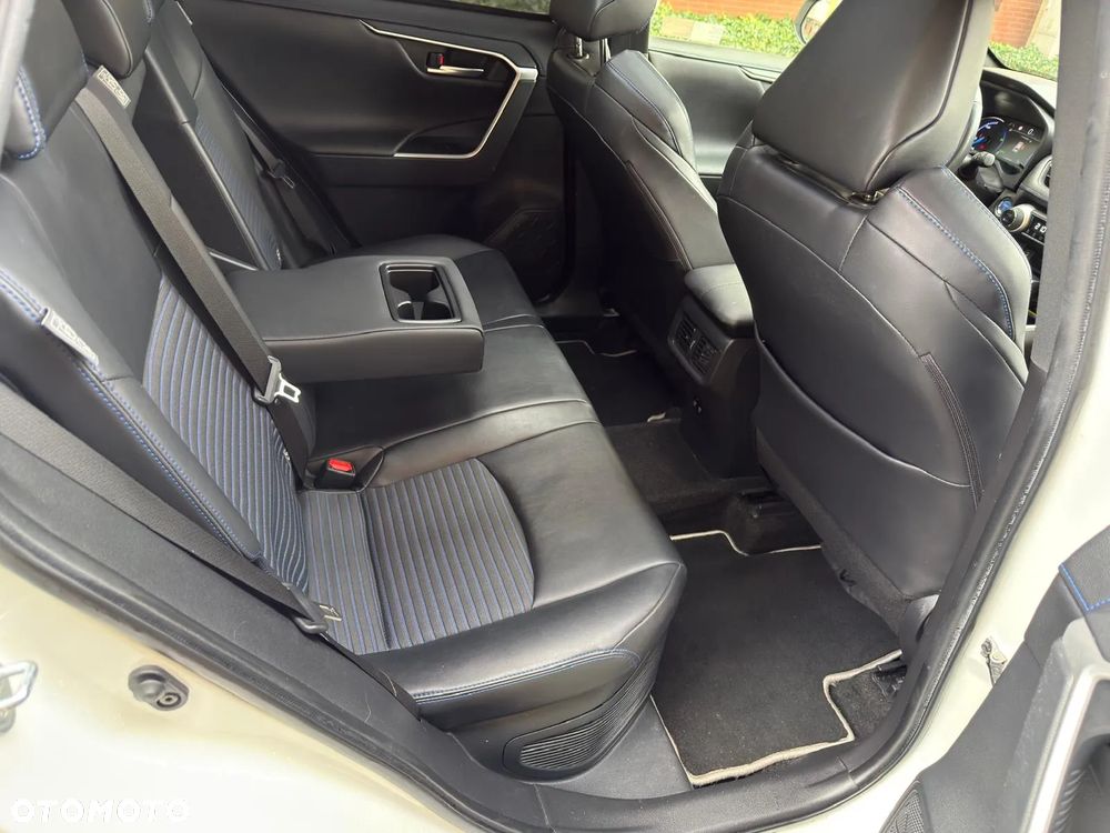 Toyota RAV4 2.5 Hybrid Selection 4x4 - 40
