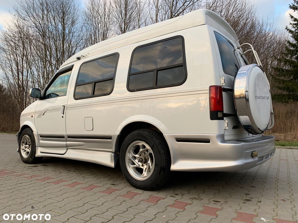 Chevrolet Astro - 27