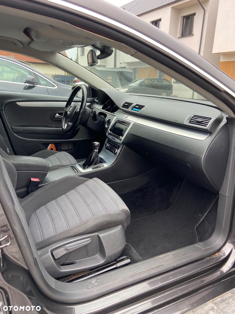 Volkswagen Passat CC 2.0 TDI - 16
