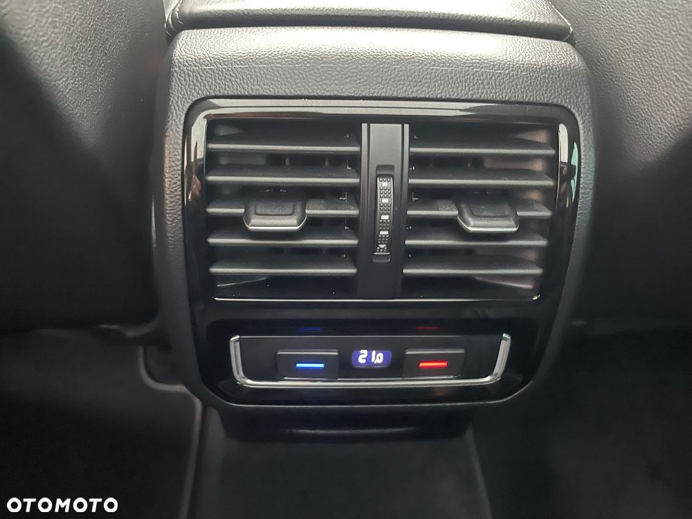 Volkswagen Passat 1.4 TSI Plug-In-Hybrid GTE - 23
