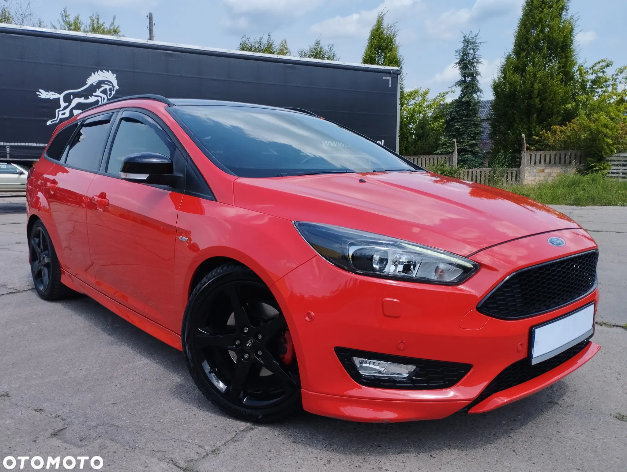 Ford Focus Turnier 1.5 EcoBoost Start-Stopp-System ST-LINE - 2