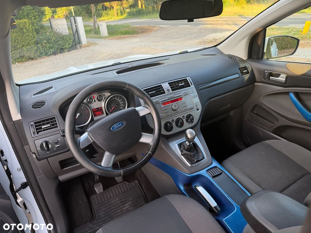 Ford Kuga 2.0 TDCi Trend - 13