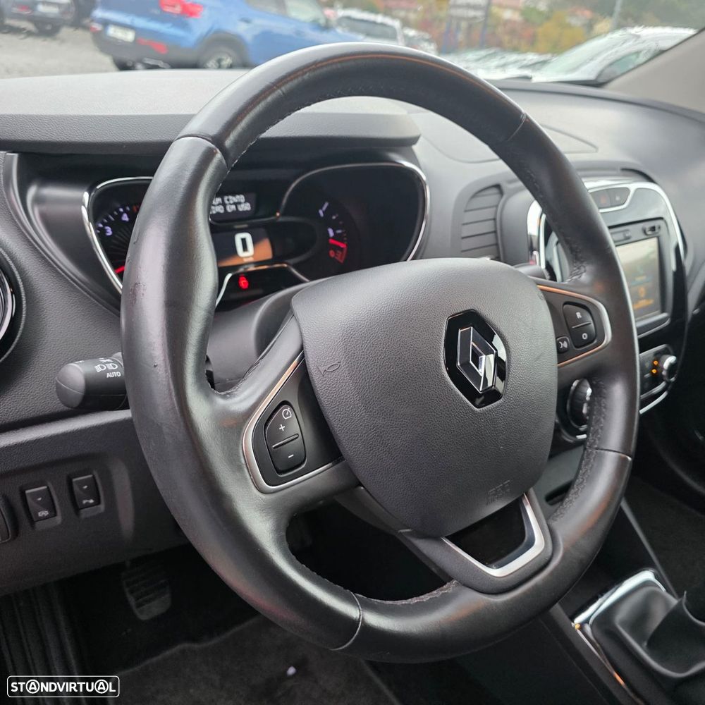 Renault Captur 1.5 dCi Exclusive - 19