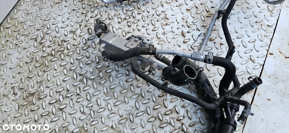 Dodge Durango III LIFT 2017- 3.6 V6 Przewód wody z całego silnika do skrzyni  Rura Wąż Magistrala wody Chłodnica spalin EGR 05281255AI Dodatkowa pompka wody 68252075AB Podstawa filtra oleju chłodniczka 6790424411 - 7