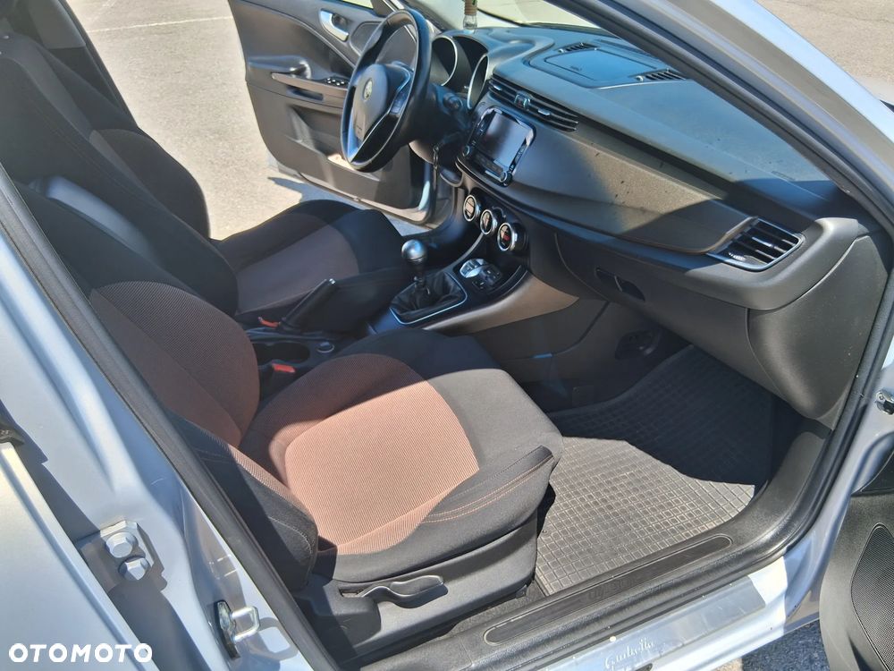Alfa Romeo Giulietta 1.6 JTDM 16V Business - 13