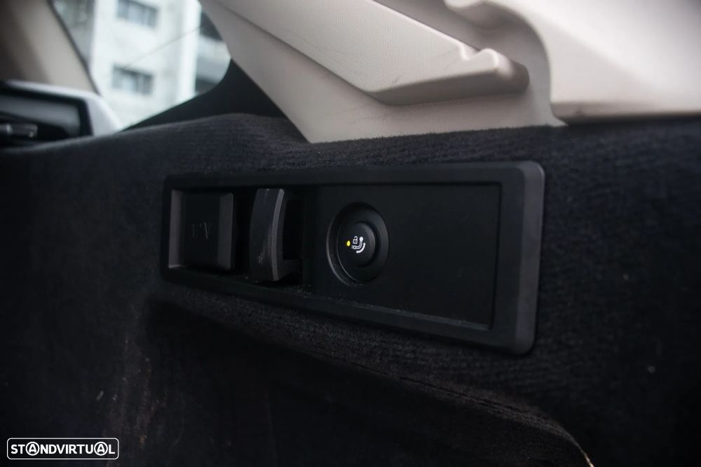 BMW 330 e Line Sport Auto - 17