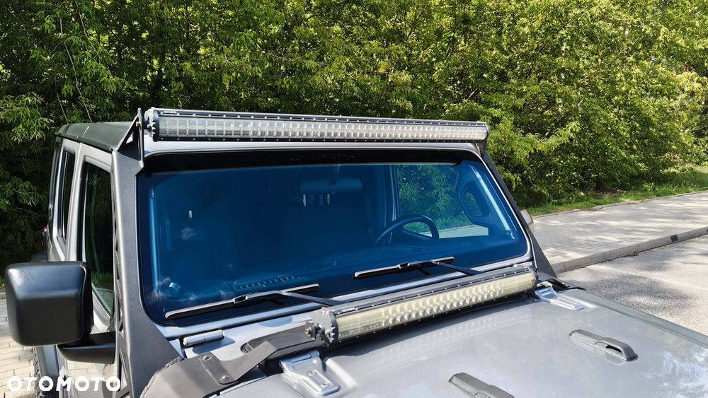 Jeep Wrangler - 29