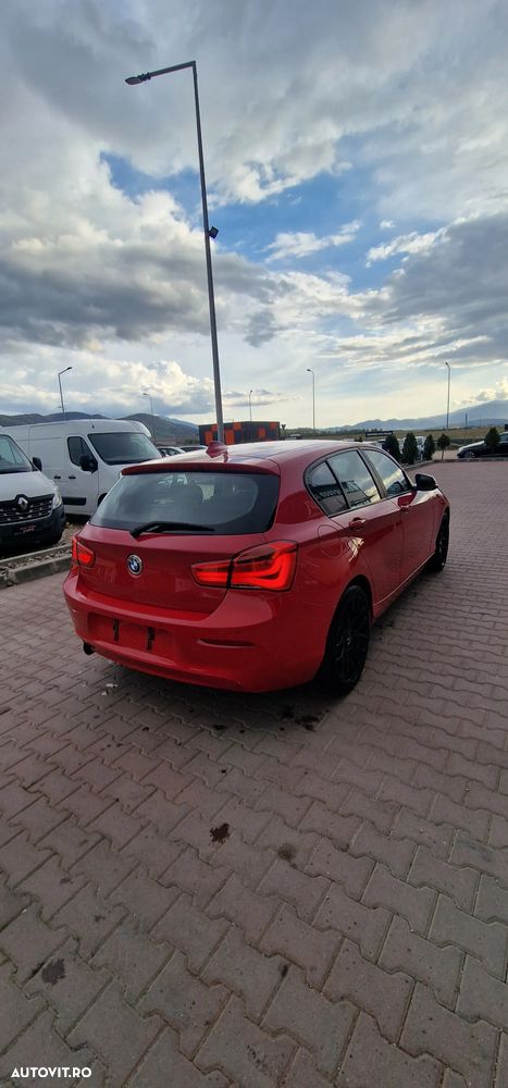 BMW Seria 1 116i - 4