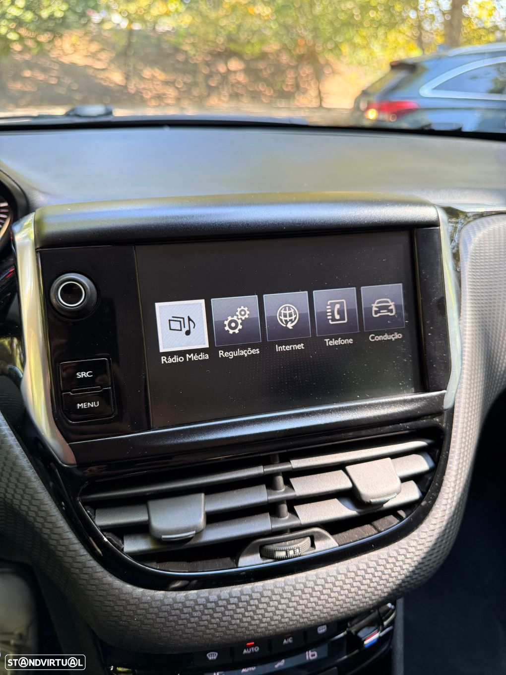 Peugeot 2008 1.2 PureTech Allure - 15