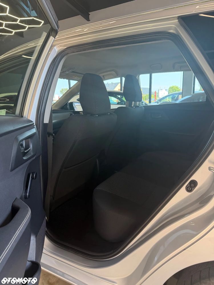 Toyota Auris - 16