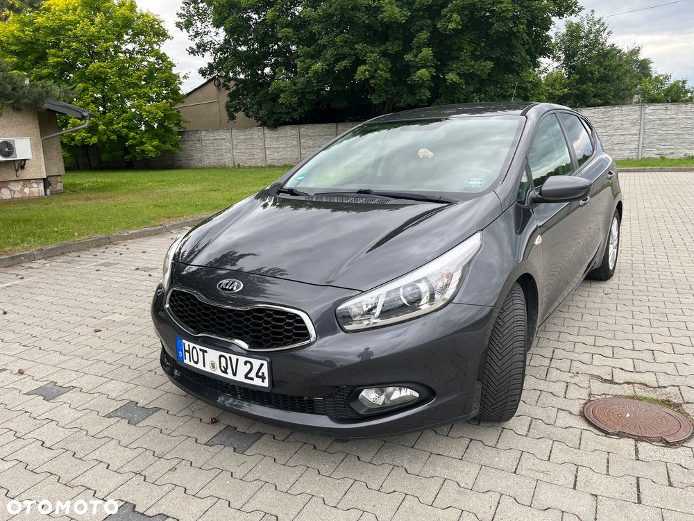 Kia Ceed 1.6 GDI Vision - 29