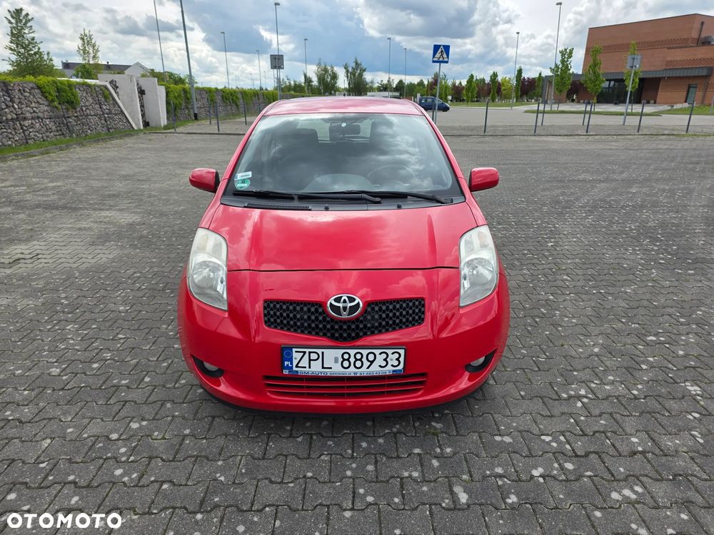 Toyota Yaris 1.0 VVT-i Sol - 8