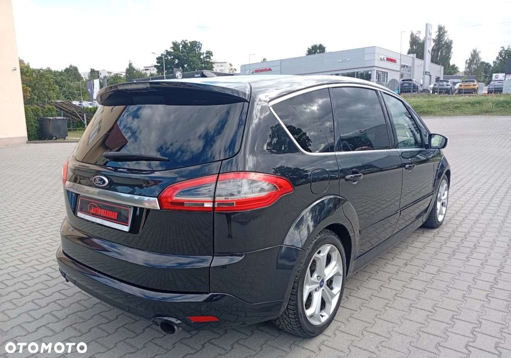 Ford S-Max - 8