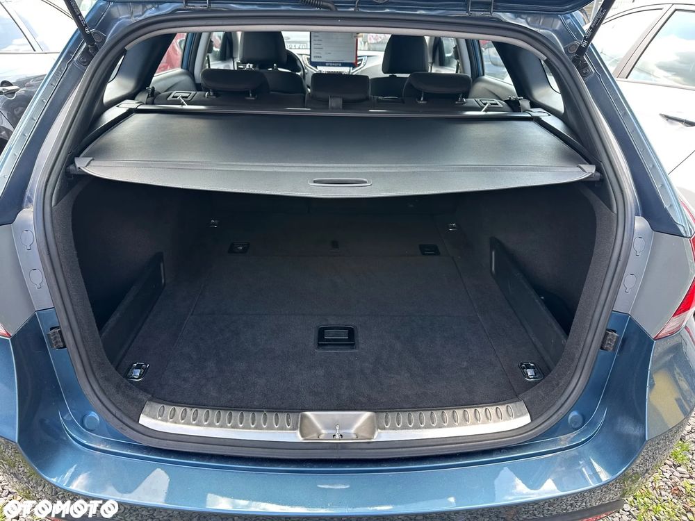 Hyundai i40 i40cw 1.7 CRDi Fifa World Cup Edition - 22