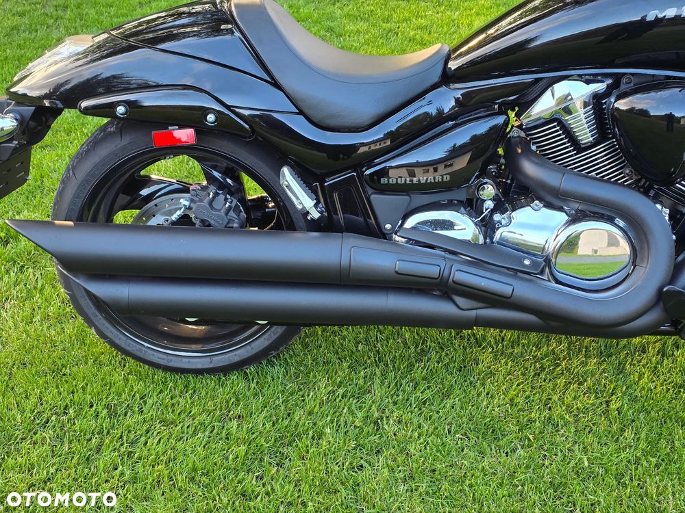 Suzuki Boulevard - 3